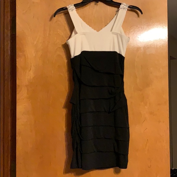 deb Formal Dress - Picture 3 of 4